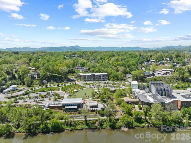 68 Craven Street 206, Asheville, NC 28806