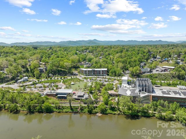 68 Craven Street 206, Asheville, NC 28806