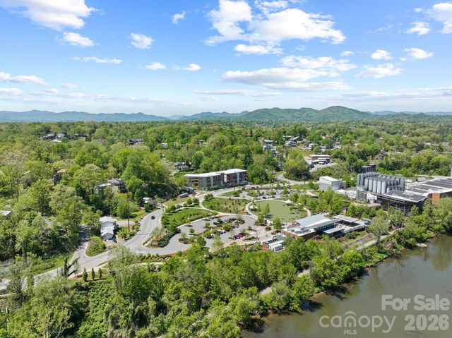 68 Craven Street 206, Asheville, NC 28806