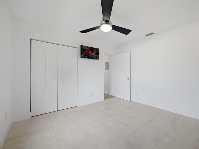 1110 Manor Drive, Palm Springs, FL 33461