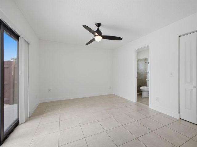 1110 Manor Drive, Palm Springs, FL 33461