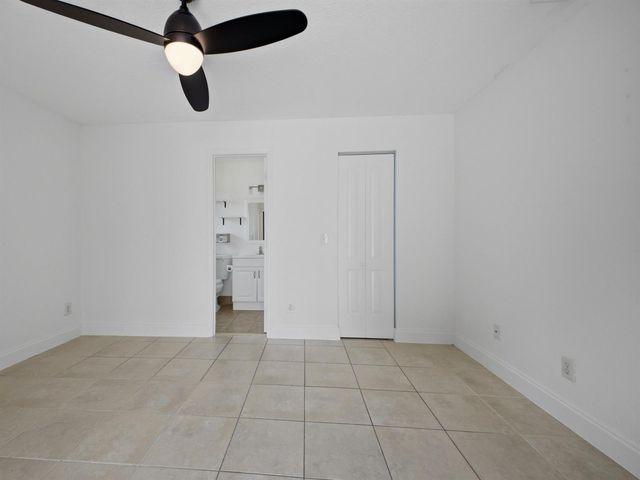 1110 Manor Drive, Palm Springs, FL 33461