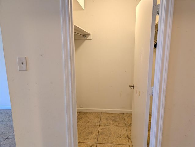 2368 Old Columbus Road N, Sealy, TX 77474