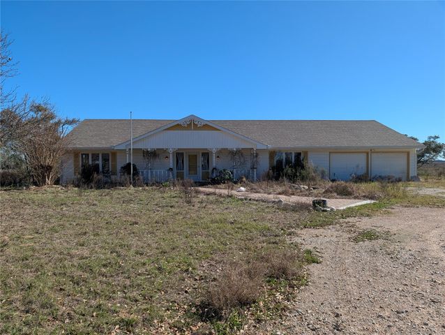 2368 Old Columbus Road N, Sealy, TX 77474