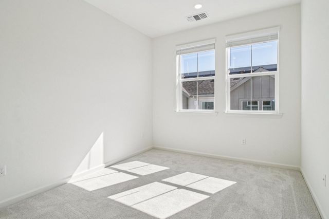 3769 Castro Valley Boulevard, Castro Valley, CA 94546