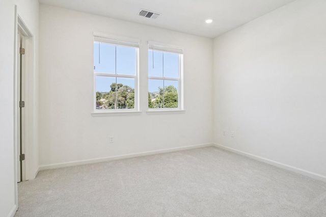 3769 Castro Valley Boulevard, Castro Valley, CA 94546