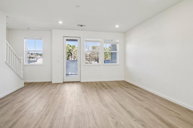 3769 Castro Valley Boulevard, Castro Valley, CA 94546
