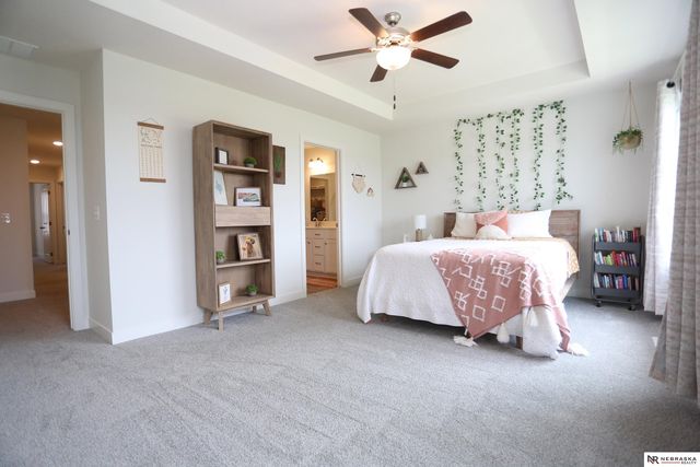 12866 S 47 Plaza, Papillion, NE 68133