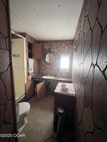 610 N Tom Street, Webb City, MO 64870