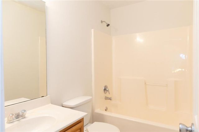 502 Streamside Place, Canton, GA 30115