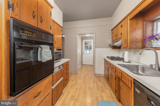 306 W CENTRE ST, Woodbury, NJ 08096