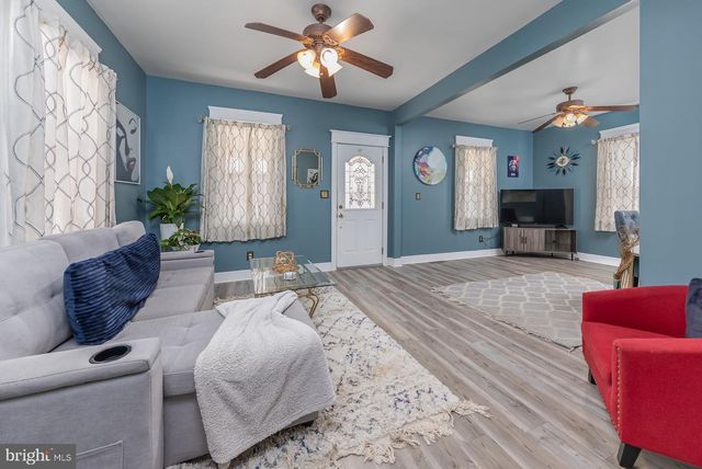 306 W CENTRE ST, Woodbury, NJ 08096