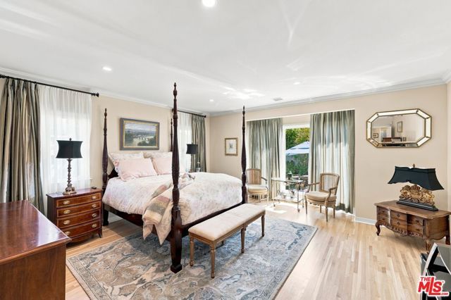 1712 S Wooster Street, Los Angeles, CA 90035
