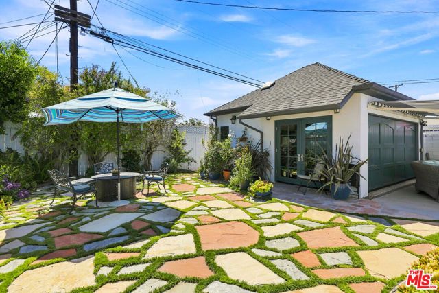 1712 S Wooster Street, Los Angeles, CA 90035