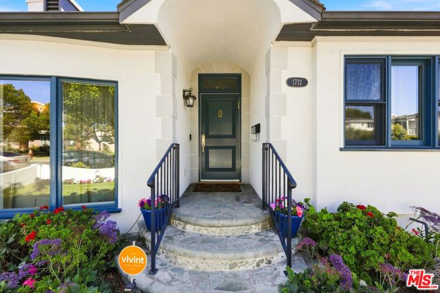 1712 S Wooster Street, Los Angeles, CA 90035