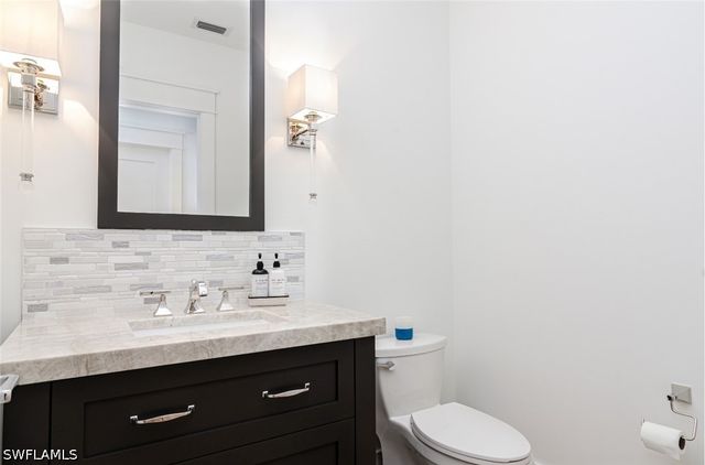 930 9th ST S 930, Naples, FL 34102