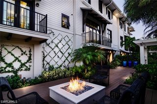 930 9th ST S 930, Naples, FL 34102