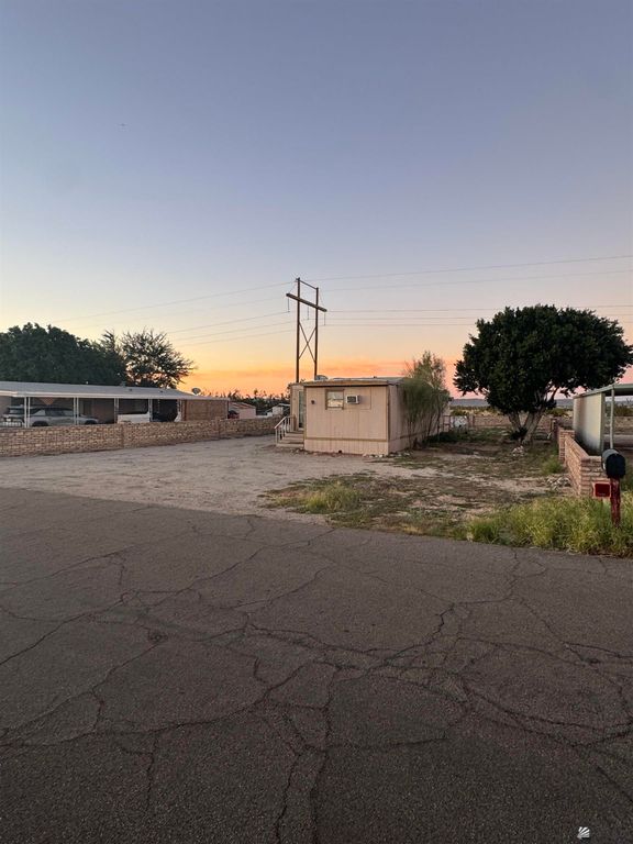 10566 E Shale Dr, Yuma, AZ 85367