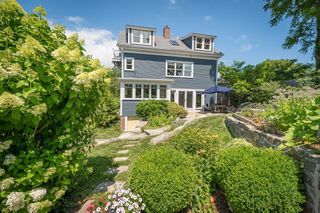 1113 Washington Street, Gloucester, MA 01930