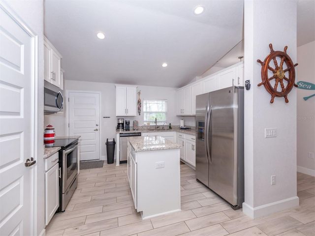 886 EUCLID ROAD, Venice, FL 34293