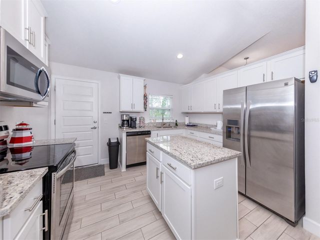 886 EUCLID ROAD, Venice, FL 34293