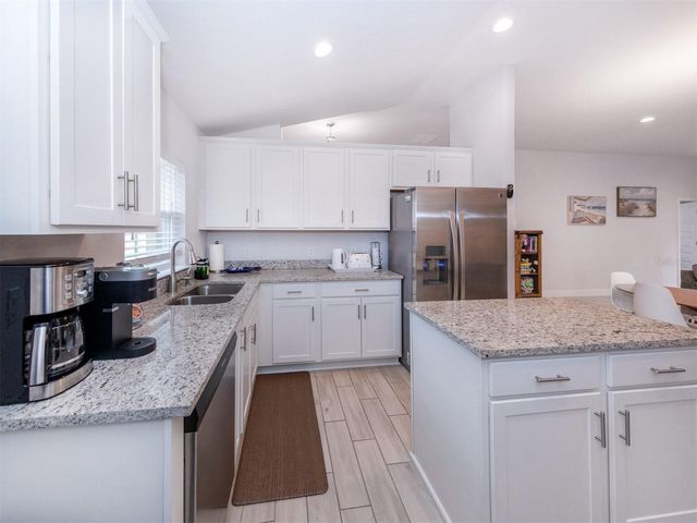 886 EUCLID ROAD, Venice, FL 34293