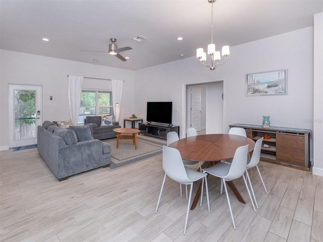 886 EUCLID ROAD, Venice, FL 34293