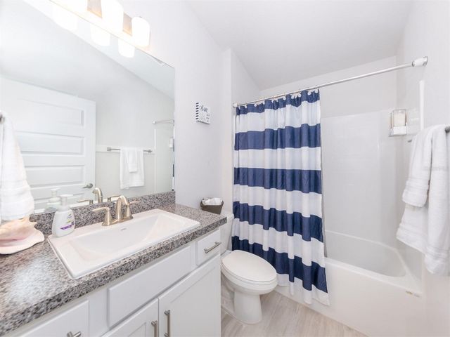 886 EUCLID ROAD, Venice, FL 34293