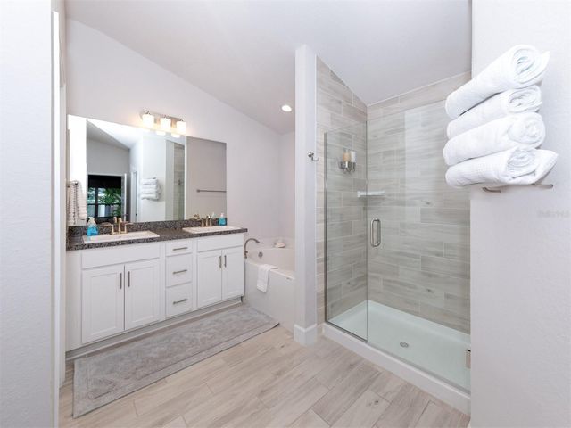 886 EUCLID ROAD, Venice, FL 34293