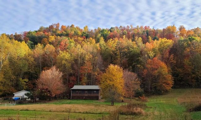 400 Herman Becraft Spur Road, Means, KY 40346