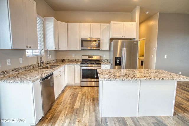 1028 W Ione Lane, Taylor, AZ 85939