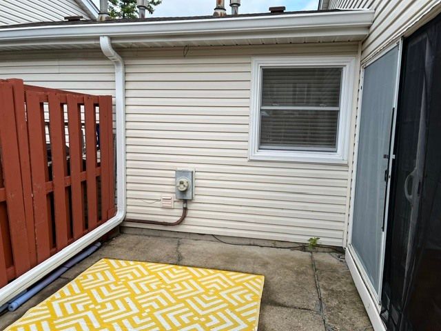 1811 Jamestown Circle 1811, Hoffman Estates, IL 60169
