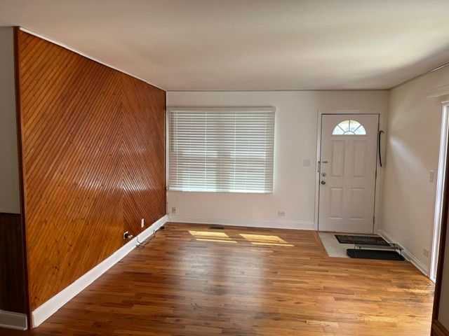 1811 Jamestown Circle 1811, Hoffman Estates, IL 60169