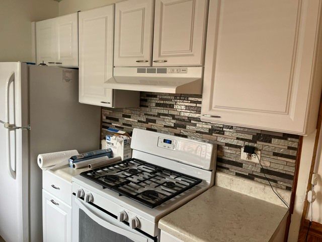 1811 Jamestown Circle 1811, Hoffman Estates, IL 60169