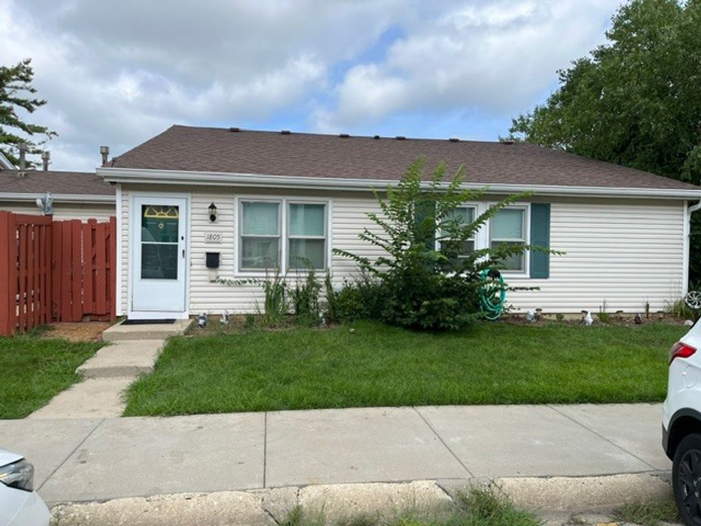 1811 Jamestown Circle 1811, Hoffman Estates, IL 60169