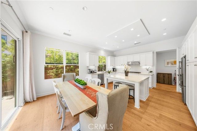 61 Belfast, Irvine, CA 92620