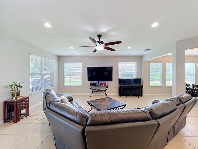 12224 STONE BARK TRAIL, Orlando, FL 32824
