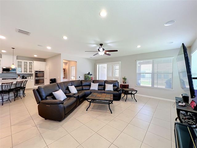 12224 STONE BARK TRAIL, Orlando, FL 32824