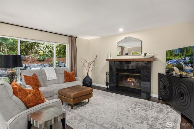 1636 NW Nassau Court, Poulsbo, WA 98370