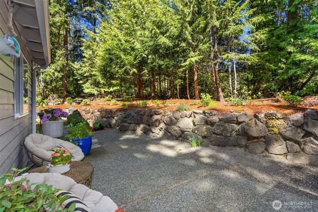 1636 NW Nassau Court, Poulsbo, WA 98370