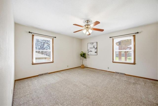 1824 N 85th Street, Kansas City, KS 66112