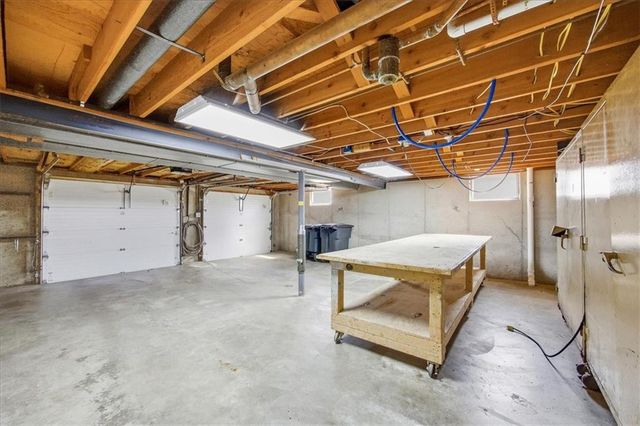 1824 N 85th Street, Kansas City, KS 66112