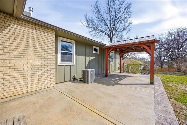 1824 N 85th Street, Kansas City, KS 66112