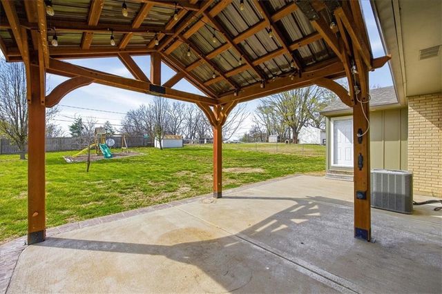 1824 N 85th Street, Kansas City, KS 66112