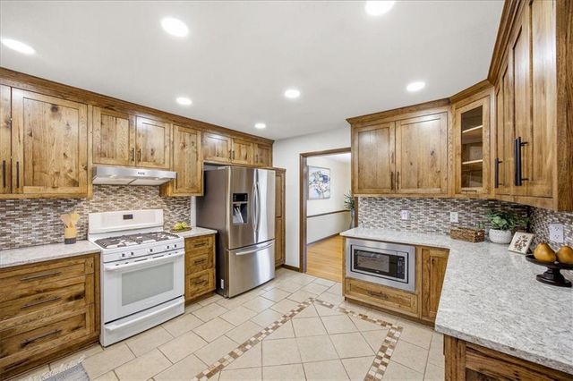 1824 N 85th Street, Kansas City, KS 66112