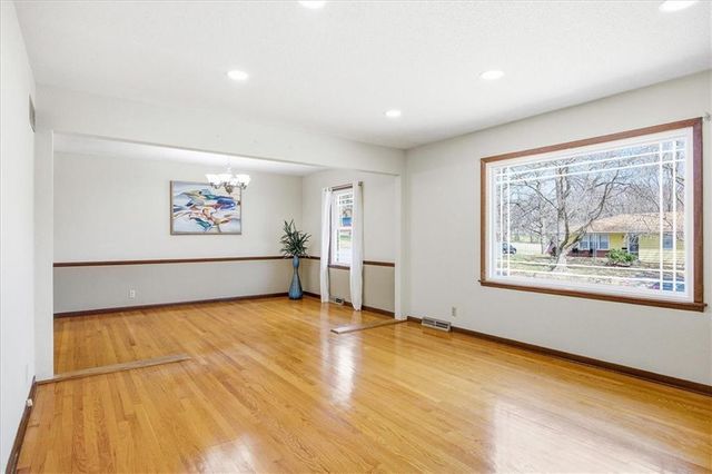 1824 N 85th Street, Kansas City, KS 66112