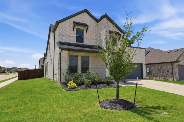 631 Southern Hills Drive, Red Oak, TX 75154