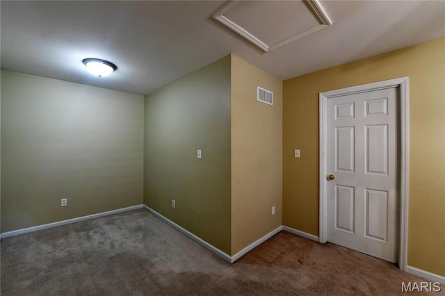 1712 Preston Centre Drive, Fenton, MO 63026