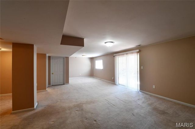 1712 Preston Centre Drive, Fenton, MO 63026