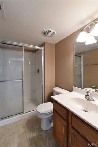 1712 Preston Centre Drive, Fenton, MO 63026
